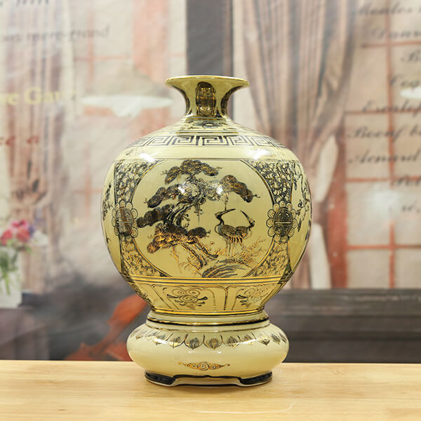Bình gốm chu đậu tứ cảnh là món quà tân gia cao cấp thường thấy.