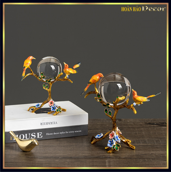 doi-chim-uyen-uong-qua-cau-pha-le-hdb387-01