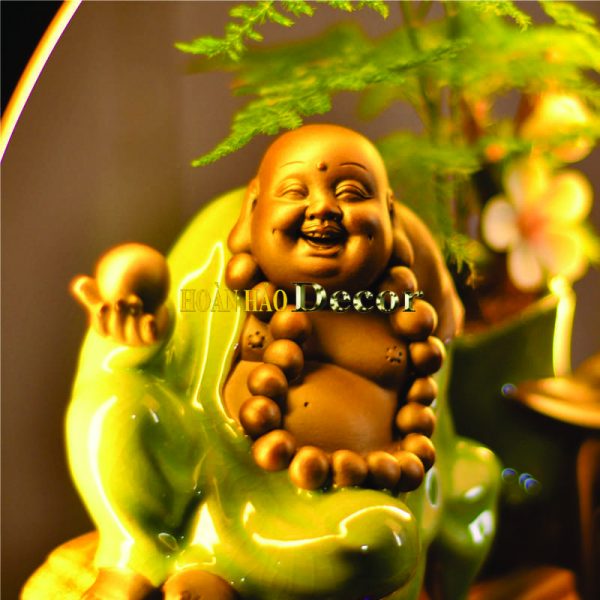 tuong-phat-di-lac-ngoi-ben-thac-nuoc2 tuong-phat-di-lac-ngoi-ben-thac-nuoc2