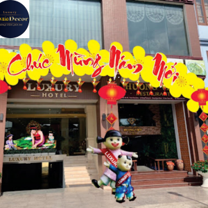 ý tưởng trang trí tết cho văn phòng